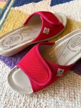Like new  Fly Flot size 37 Italian made Women's Red Mesh Slide Sandals Size 6 US